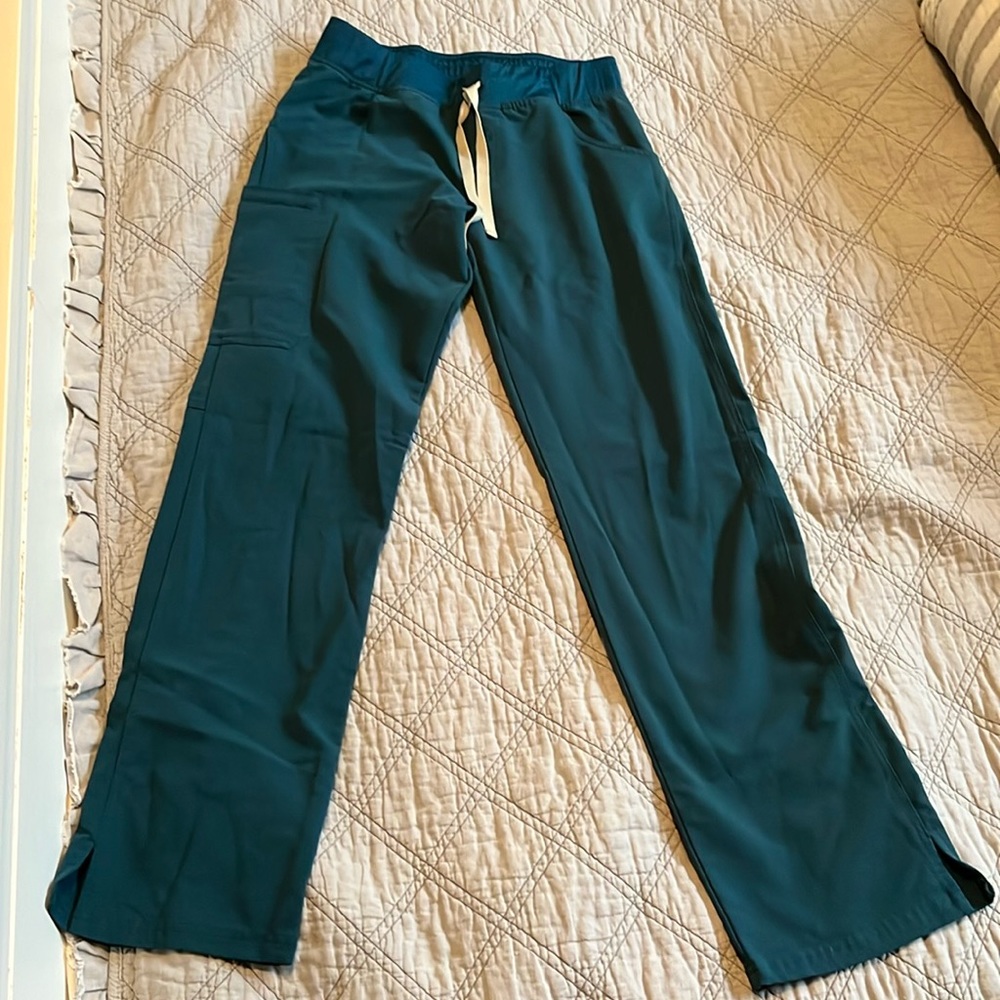 Figs scrub pants Small/tall